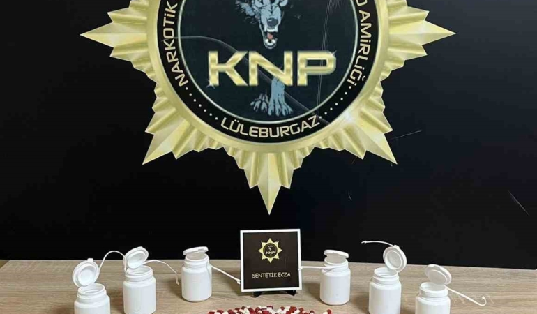 Lüleburgaz’da 335 adet sentetik ecza ele geçirildi: 1 tutuklama