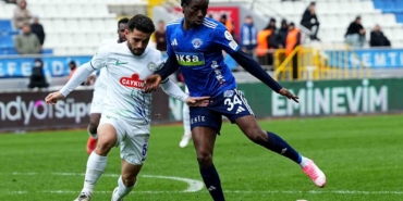 Trendyol Süper Lig: Kasımpaşa: 0 - Çaykur Rizespor: 0 (Maç devam ediyor)