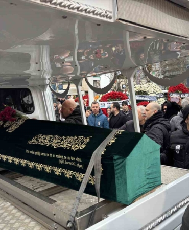 Şarkıcı Fatih Ürek son yolculuğuna uğurlandı
