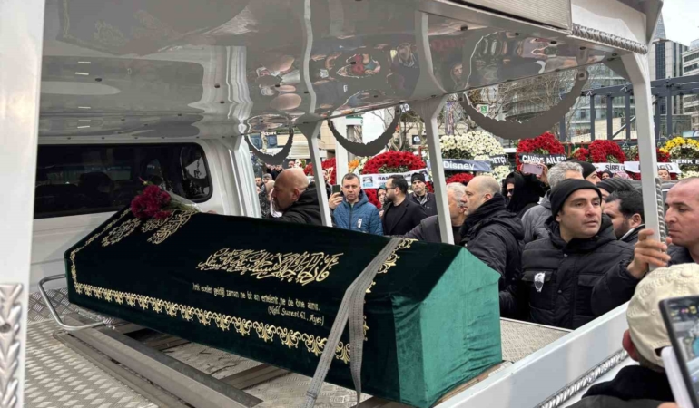 Şarkıcı Fatih Ürek son yolculuğuna uğurlandı
