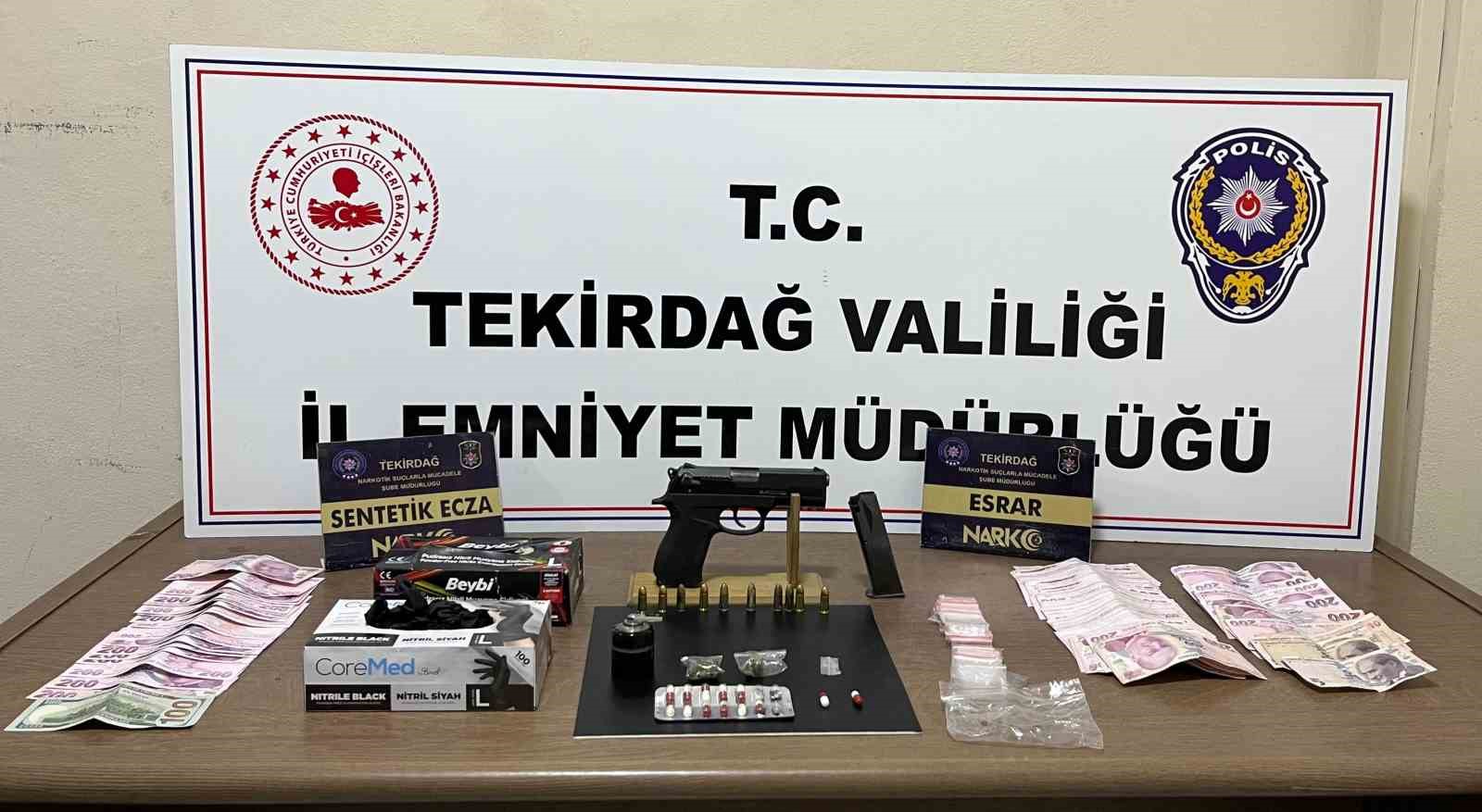 Kırmızı bültenle aranan uyuşturucu taciri Tekirdağ’da yakalandı