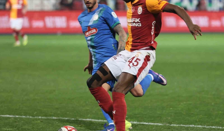 Victor Osimhen, bu sezonki gol sayısını 15’e çıkardı