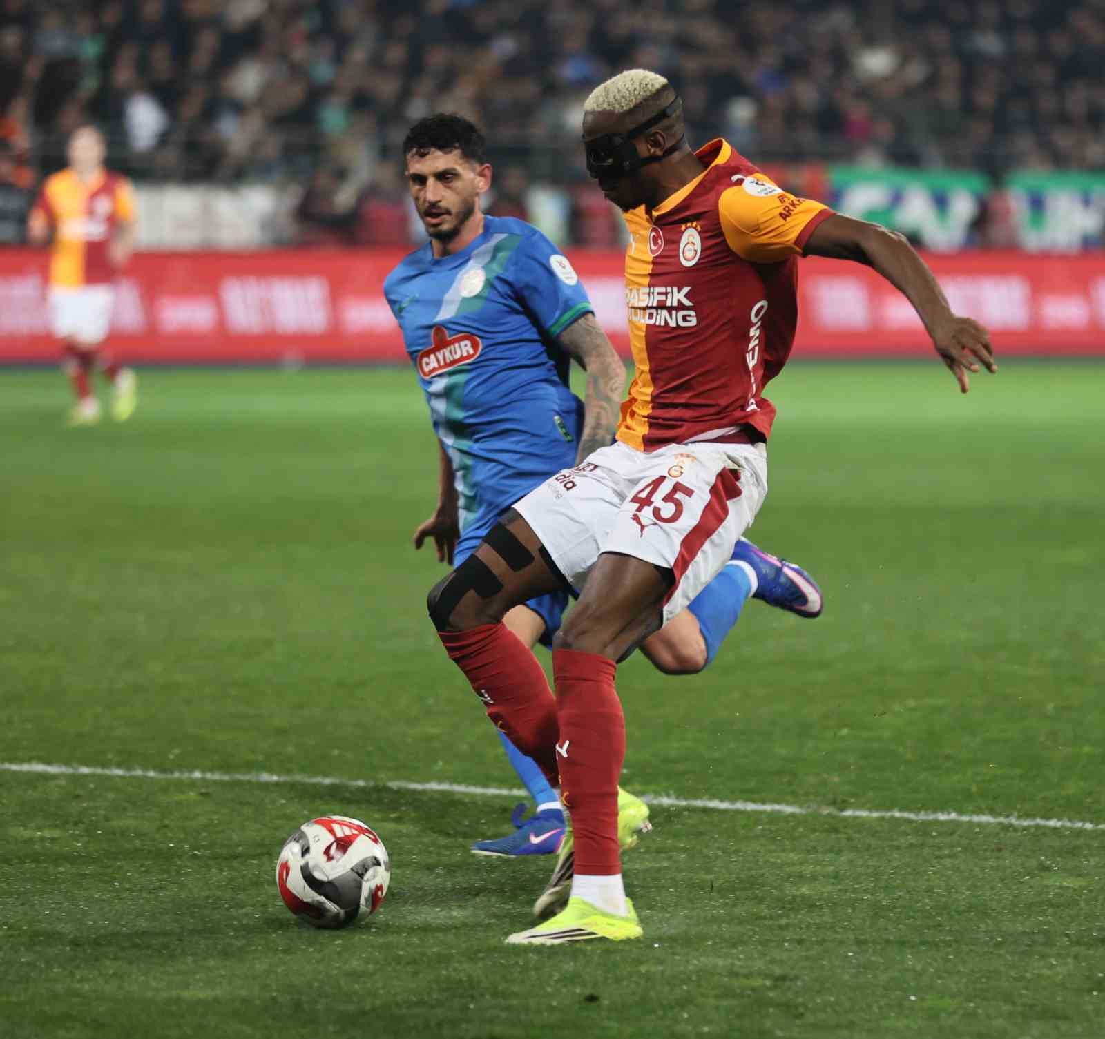 Victor Osimhen, bu sezonki gol sayısını 15’e çıkardı
