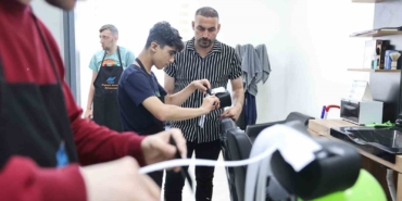 Sultangazi’de özel bireylere ücretsiz berberlik hizmeti