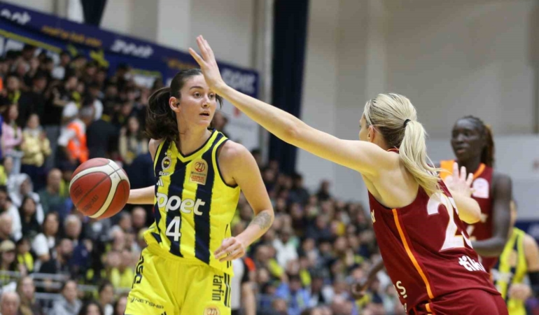 Pota ve filedeki derbilerde Fenerbahçe’den çifte zafer