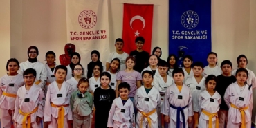 Bilecik’te tekvando sporcuları disiplinli ve planlı çalışmalarla hazırlanıyor