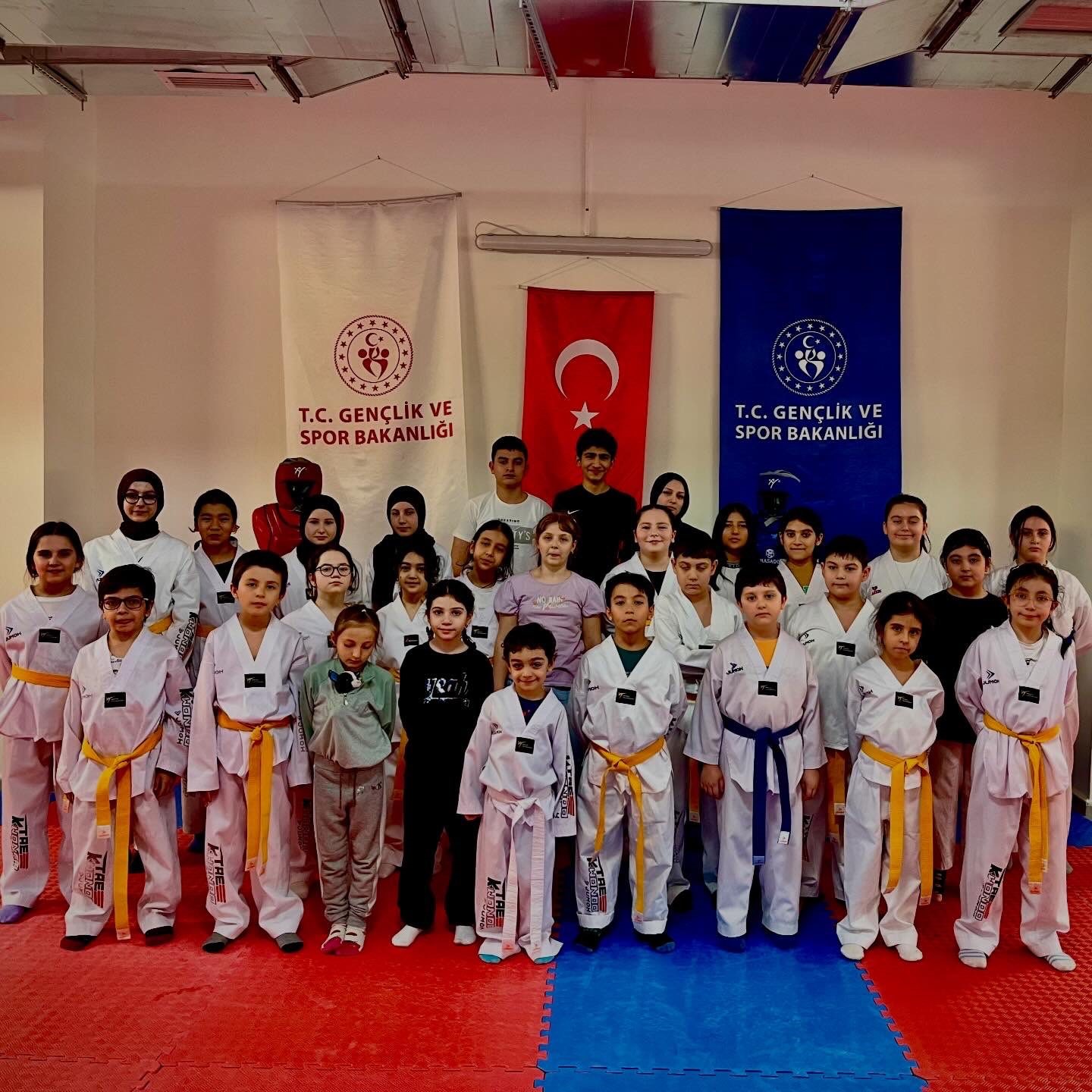 Bilecik’te tekvando sporcuları disiplinli ve planlı çalışmalarla hazırlanıyor