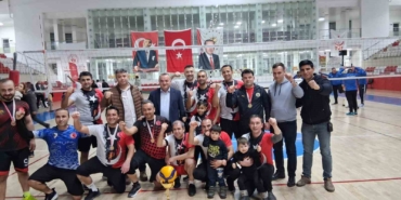 Bilecik’te Kurumlar Arası Voleybol Turnuvası finali yapıldı