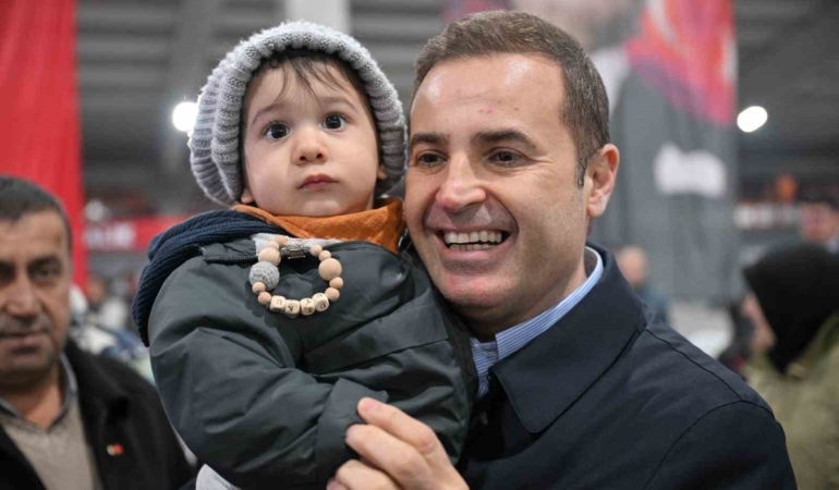 Başkan Ahmet Akın, Dursunbey’de iftar yaptı