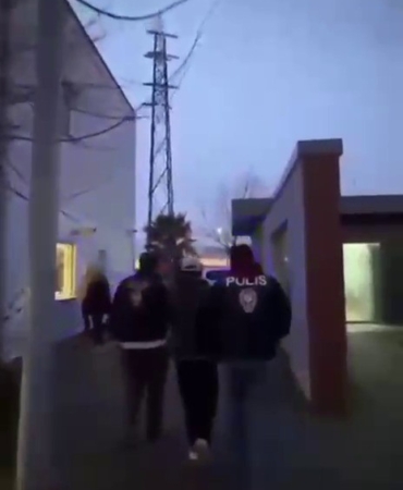 Bursa’da 21 yıl 11 ay hapis cezası bulunan firari yakalandı