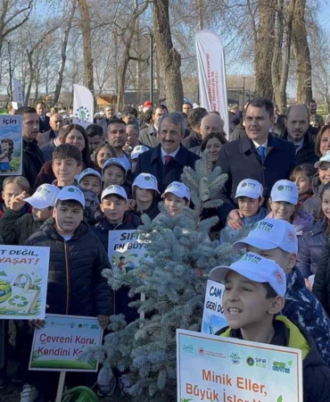 Bakan Kurum, sıfır atık şenliğine katıldı