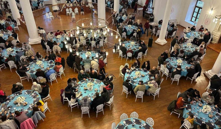 Balıkesir ve Çanakkale’de Ramazan ayı boyunca “Asırları Aşan Hayır” Sofrası