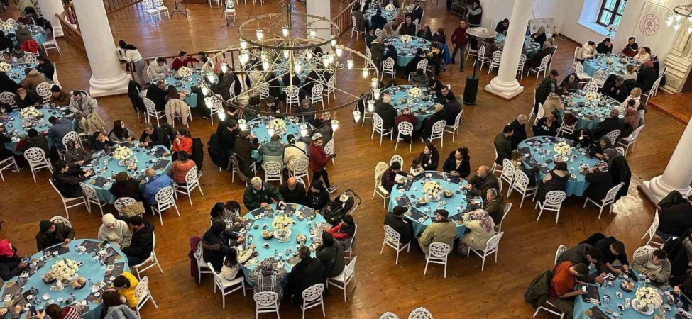 Balıkesir ve Çanakkale’de Ramazan ayı boyunca "Asırları Aşan Hayır" Sofrası