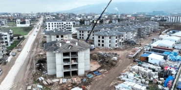 Kartepe Kent Konut Evleri’nde inşaatın yarısı tamamlandı