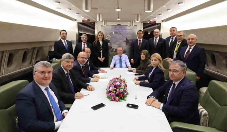 Cumhurbaşkanı Erdoğan: "ABD-İran meselesine sadece askeri pencereden bakmak, bölgeyi felakete götürür"