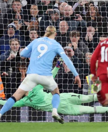 Manchester City, Liverpool’u uzatmalarda mağlup etti