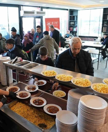 Balıkesir’de Kent Lokantası’na vatandaştan yoğun ilgi