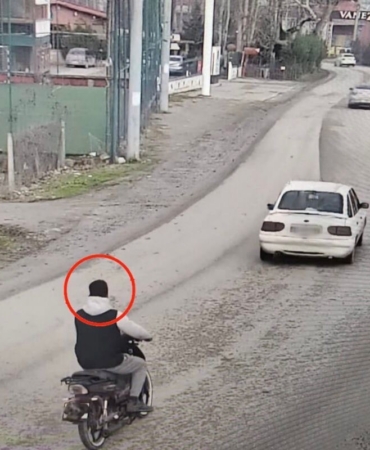 Bursa’da kask takmayan sürücüler mobeseye yakalandı