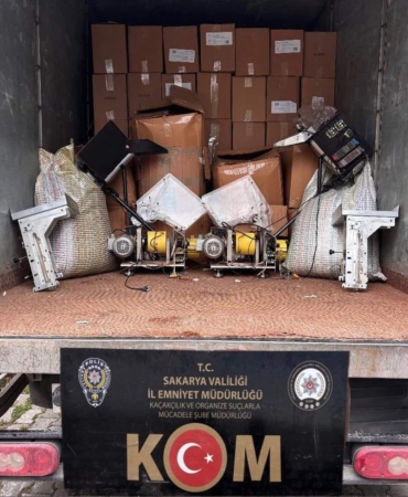Sakarya’da kaçak tütün operasyonunda 4 şüpheli yakalandı