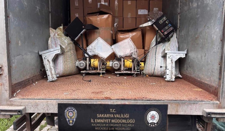 Sakarya’da kaçak tütün operasyonunda 4 şüpheli yakalandı
