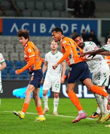 Trendyol Süper Lig: RAMS Başakşehir: 2 - Konyaspor: 0 (Maç sonucu)