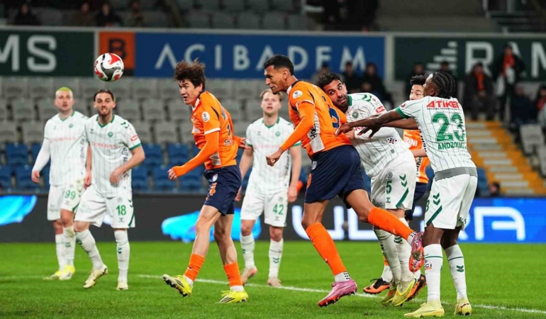 Trendyol Süper Lig: RAMS Başakşehir: 2 - Konyaspor: 0 (Maç sonucu)