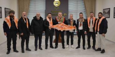 Edremit Yörükleri Derneği’nden Kaykamam Odabaş ’a ziyaret