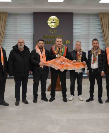 Edremit Yörükleri Derneği’nden Kaykamam Odabaş ’a ziyaret