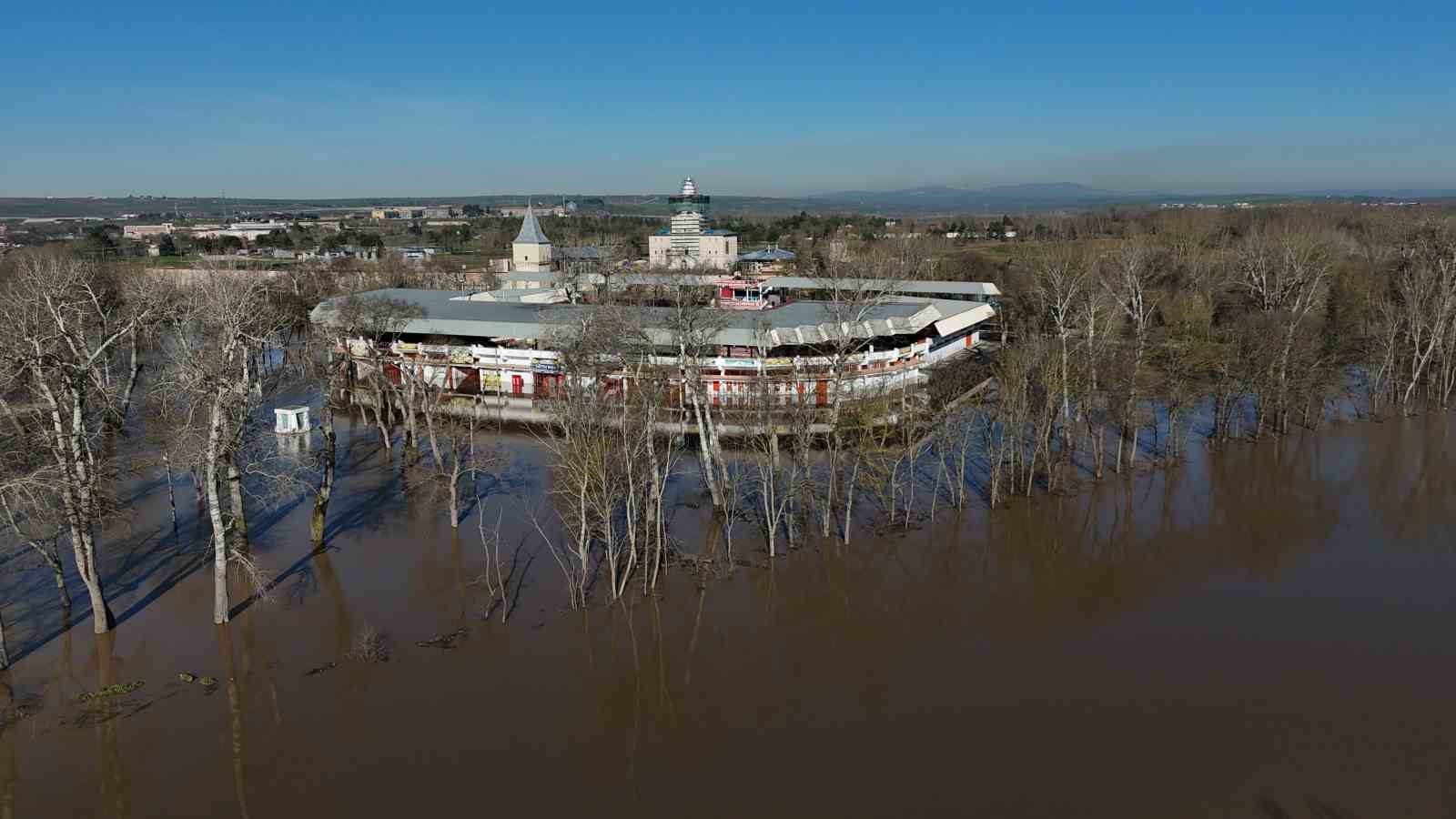 Kırkpınar Er Meydanı sular altında
