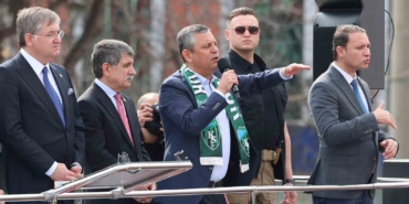 CHP Genel Başkanı Özel: "1999’dan bu yana Kocaeli Büyükşehir Belediyesi’ni kazanamadık ama kusuru kendimizde aradık"