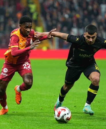 Ziraat Türkiye Kupası: Galatasaray: 3 - İstanbulspor: 1 (İlk yarı)