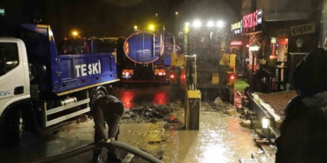 Çorlu’da gece yarısı altyapı alarmı: Kanalizasyon hattı çöktü