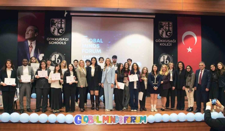 Gençler “Global Minds Forum”da küresel meseleleri tartıştı
