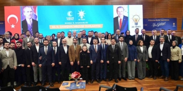 AK Parti Bursa İl Başkanı Davut Gürkan; "Gençlik, Türkiye Yüzyılı’nın bugünkü öznesidir"