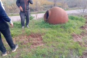 Bilecik’te bin 800 yıllık küpler gün yüzüne çıktı