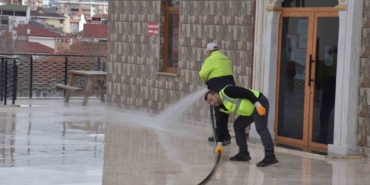 Camilerde Ramazan ayı temizliği yapıldı