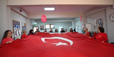 Tekirdağ Büyükşehir’den bayrağa saygı