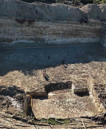 Bilecik’te 5 bin tonluk depo için ilk beton döküldü