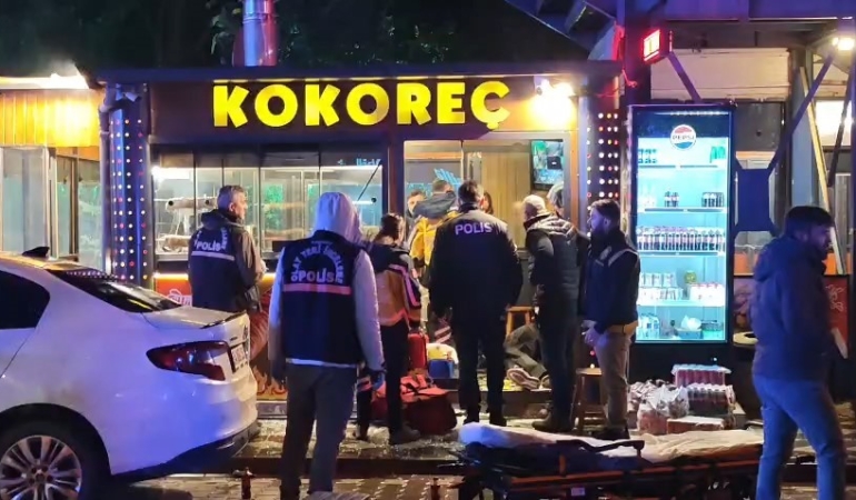 Kokoreççideki cinayet anı kamerada, polis zanlıları 3 saat geçmeden yakaladı