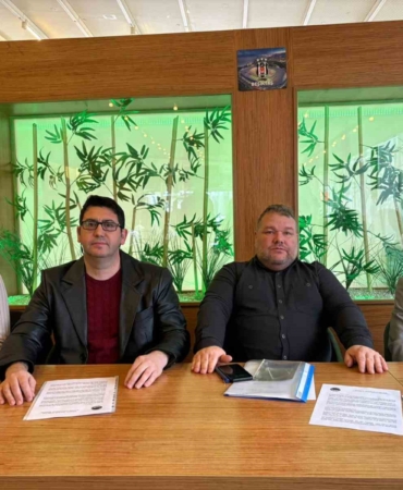 Bulgaristan’ın oy sınırı kararı Edirne’de protesto edildi