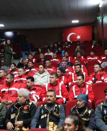 Edremit Belediyesi’nden "Temel Afet Bilinçlendirme Eğitimi"