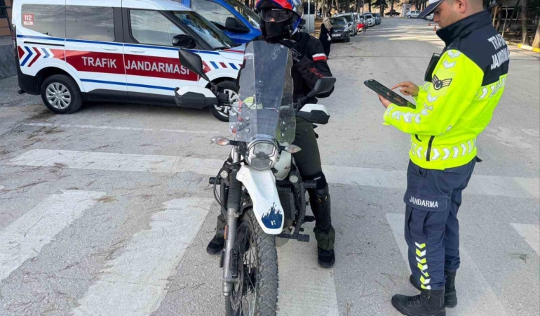 Bilecik’te motosiklet ve motorlu bisikletlere sıkı denetim