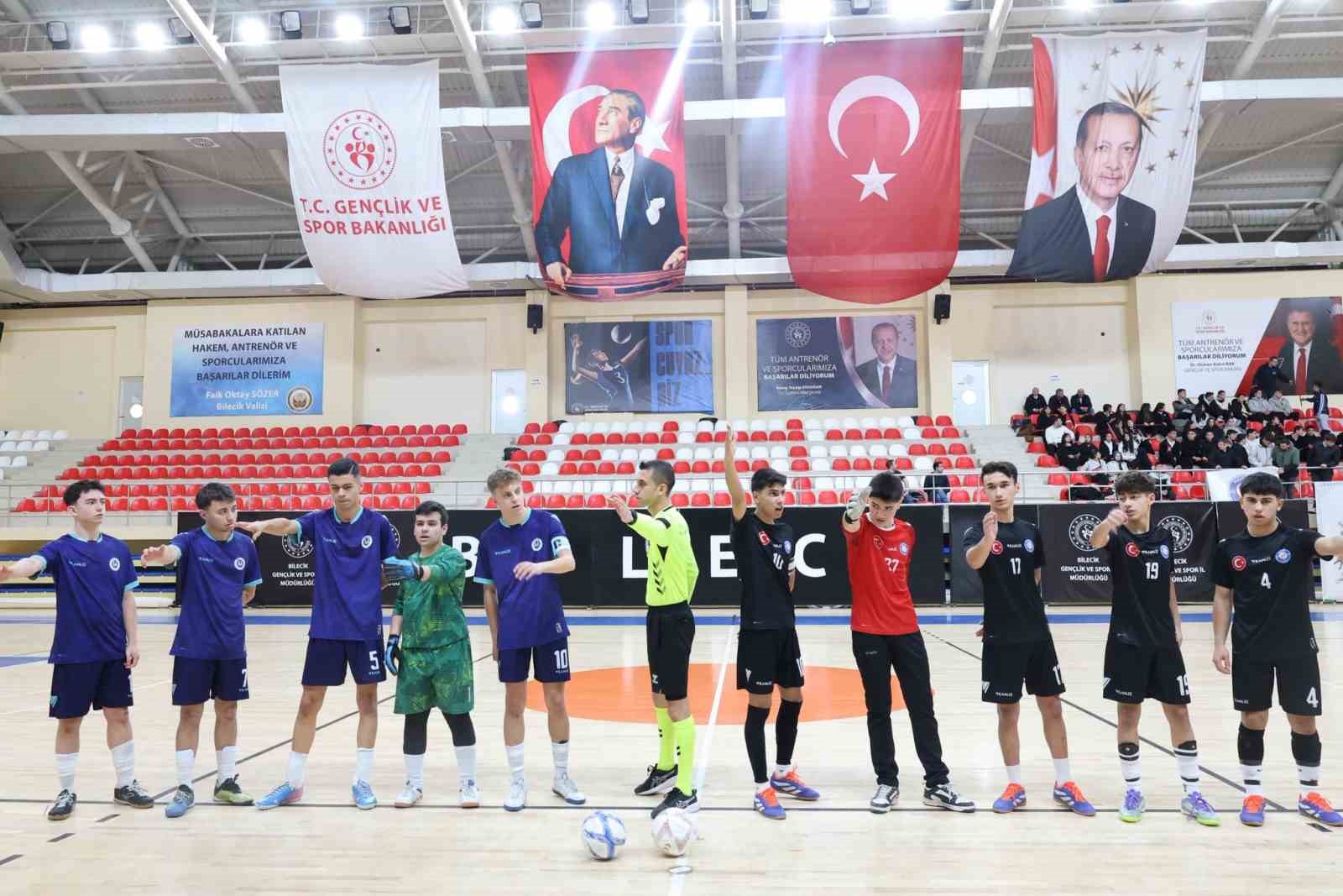 Bilecik’te genç erkekler futsal müsabakaları sona erdi