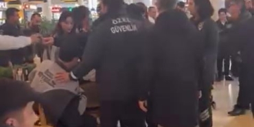 Alışveriş merkezinde çıkan kavgada güvenlik görevlisi bıçaklandı