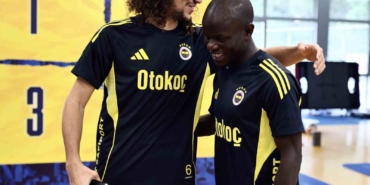 Fenerbahçe’nin yeni transferi N’Golo Kante, tesisleri gezdi ve ilk antrenmanını yaptı