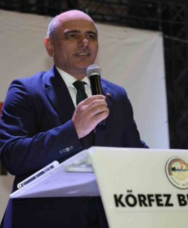 Şener Söğüt: "Biz vatanı kutsal, vatan sevgisini imandan biliriz"