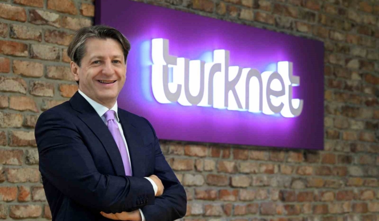 FRC’nin teknoloji destekçisi Turknet, beşinci kez gençlerle sahada