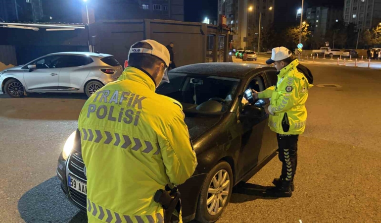 Alkollü şahsın ehliyeti iptal edildi