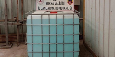 Bursa’da yer altına gizlenmiş kaçak alkol fabrikası çökertildi