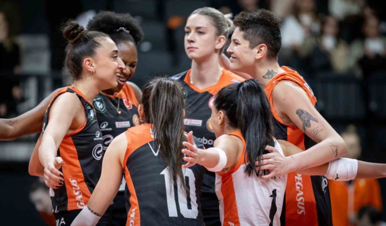 Eczacıbaşı Dynavit, Beşiktaş’ı 3-0 mağlup etti